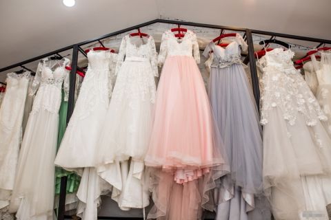 Giặt Áo Cưới Tại Gò Vấp Đảm Bảo Chất Lượng Của Ahawash