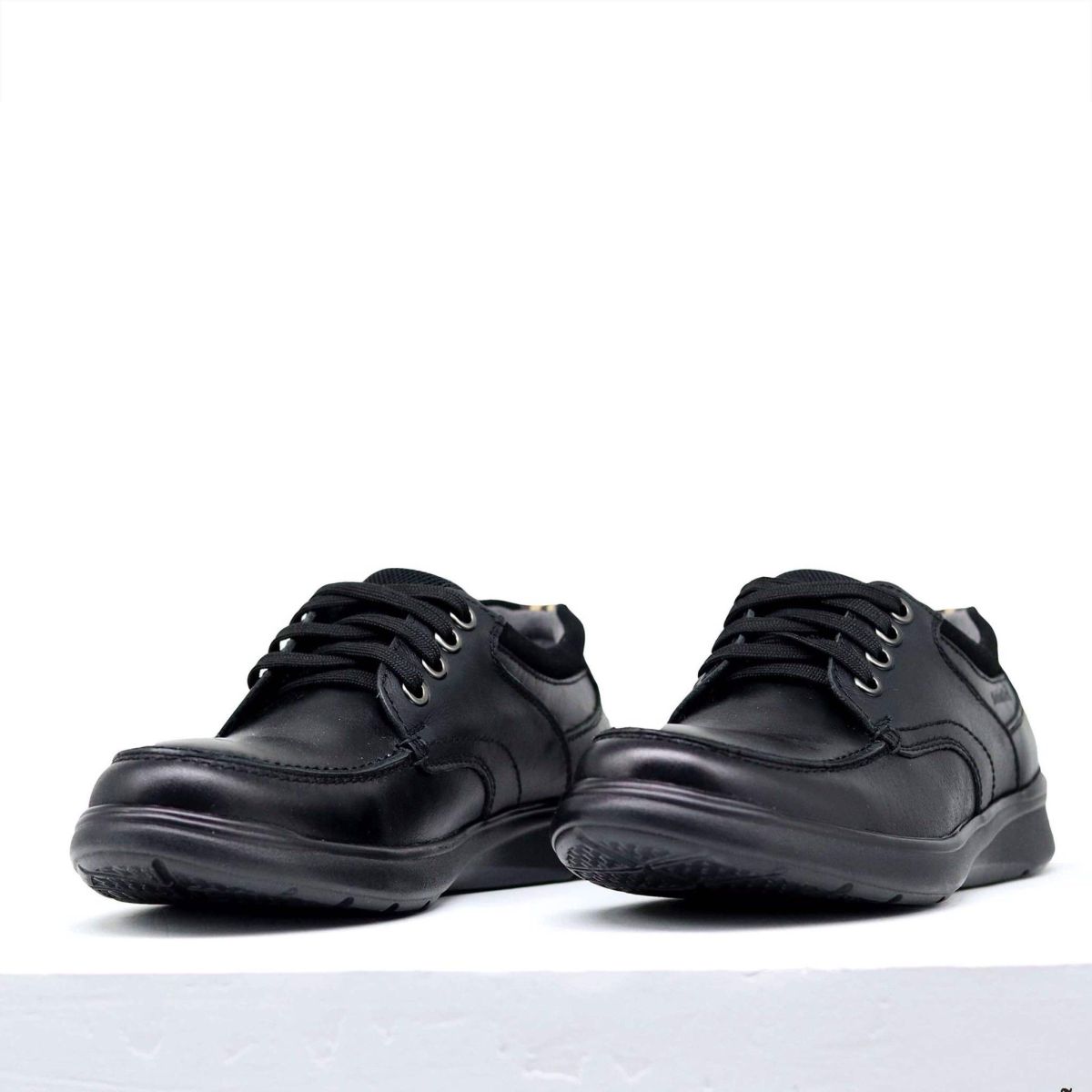 Dịch vụ giặt giày Leather Shoes giao nhận tại tận nơi tại TpHCM
