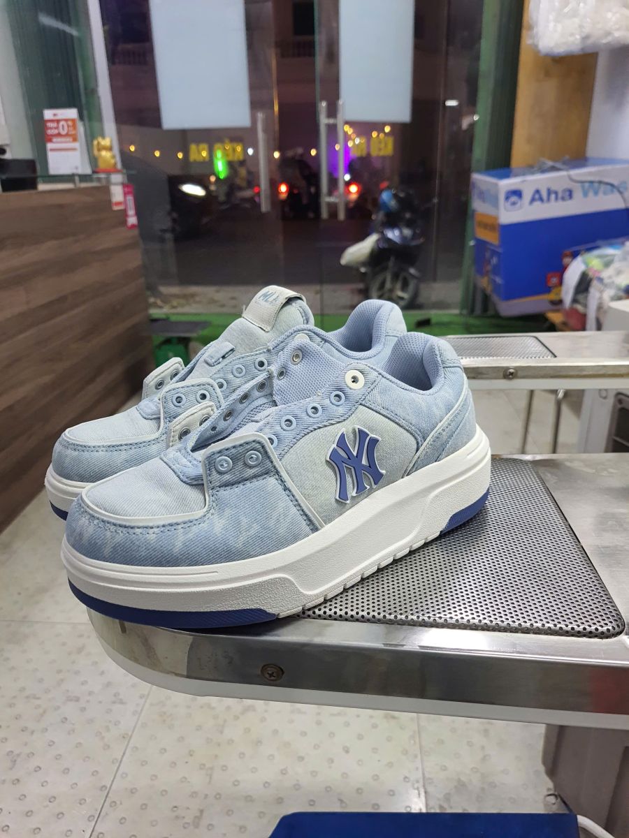 AHAWASH CUNG CẤP GÓI VỆ SINH GIÀY DA TRƠN, DA BÓNG